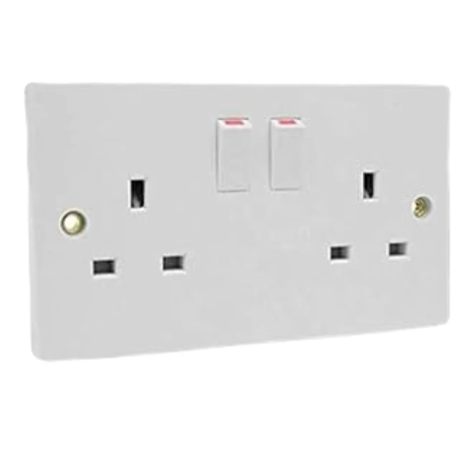 Snowlite 13A 2 Gang Switched Socket SN 406